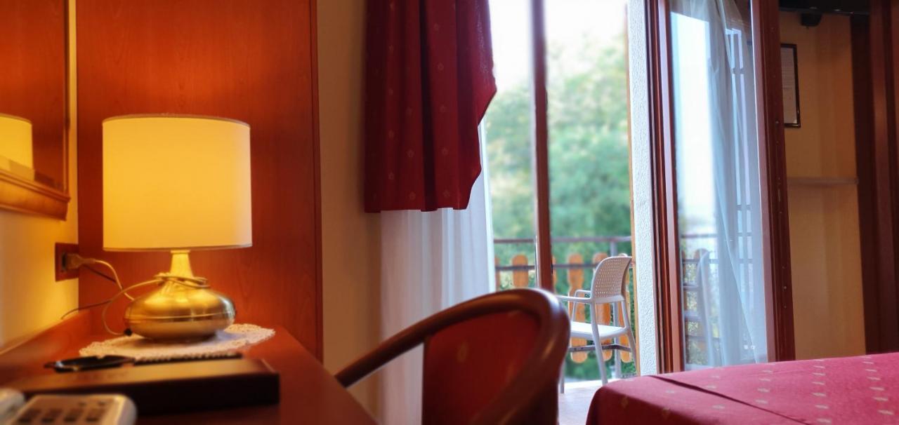 Double Room Balcony,1269603874:JPEG