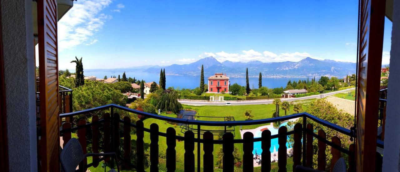 Panoramic Double or Twin Room Lake View